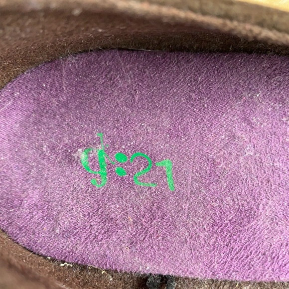 NWOT Brown Women’s G 21 Flats 🌺 Size 6. - Picture 7 of 7